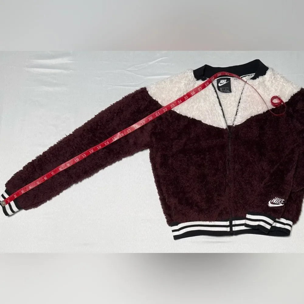 Burgundy Cream Chevron Color-Block Sherpa Cropped Full Zip Jacket Nike XS Extra